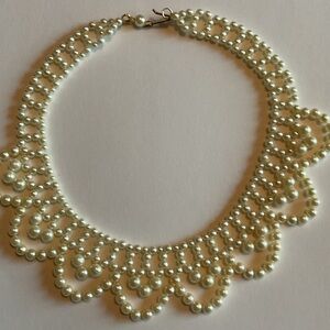 Classic White Faux Pearl Choker